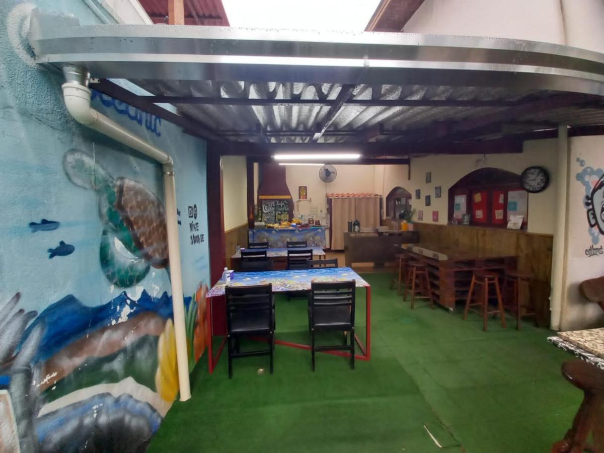 Oceanic Hostel Balneário Camboriú Eksteriør billede